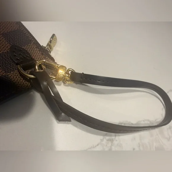 Louis Vuitton Damier Ebene Neverfull PM pouch - Picture 3 of 6